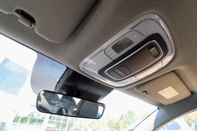 Used 2024 Hyundai Elantra SE image 53