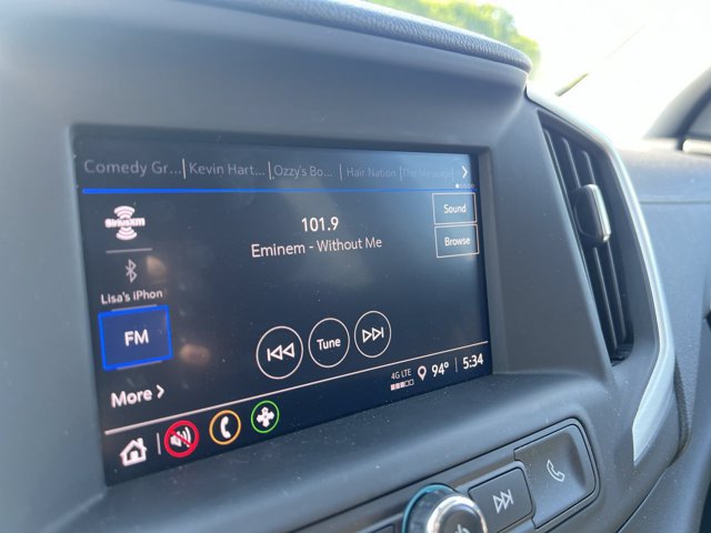 Used 2023 GMC Terrain SLE w/ Driver Convenience Package FWD image 13