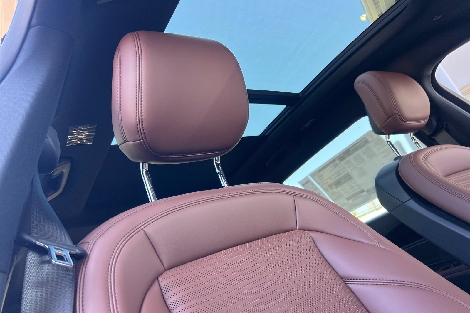 New 2026 Lincoln Nautilus Reserve w/ Jet Appearance Package AWD/4WD image 14