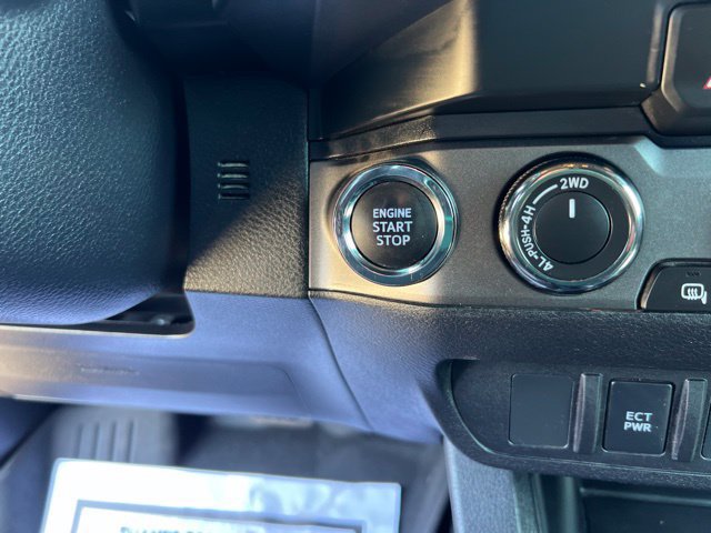 Used 2023 Toyota Tacoma TRD Off-Road AWD/4WD image 43