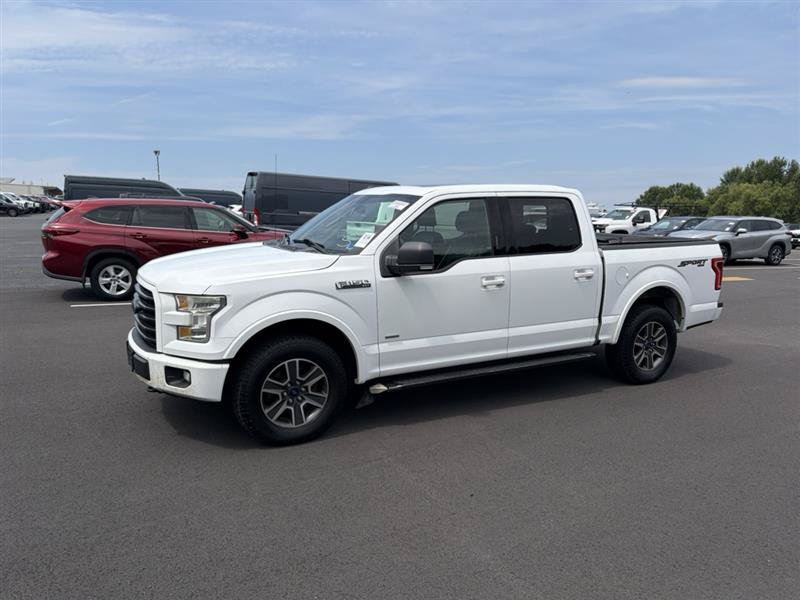 Used 2016 Ford F150 XLT w/ Equipment Group 302A Luxury AWD/4WD image 11
