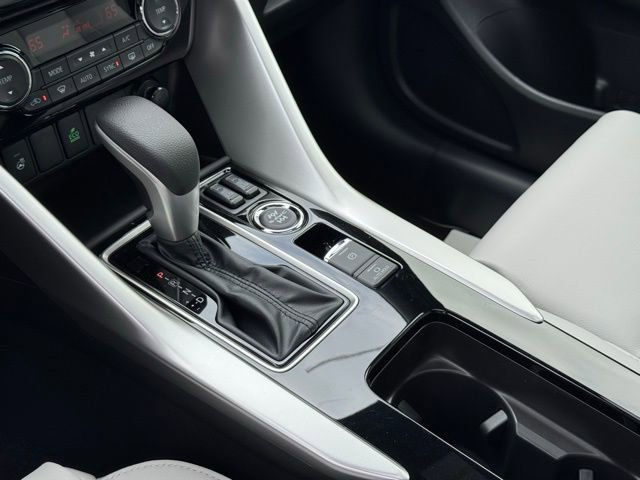 New 2025 Mitsubishi Eclipse Cross SEL image 15