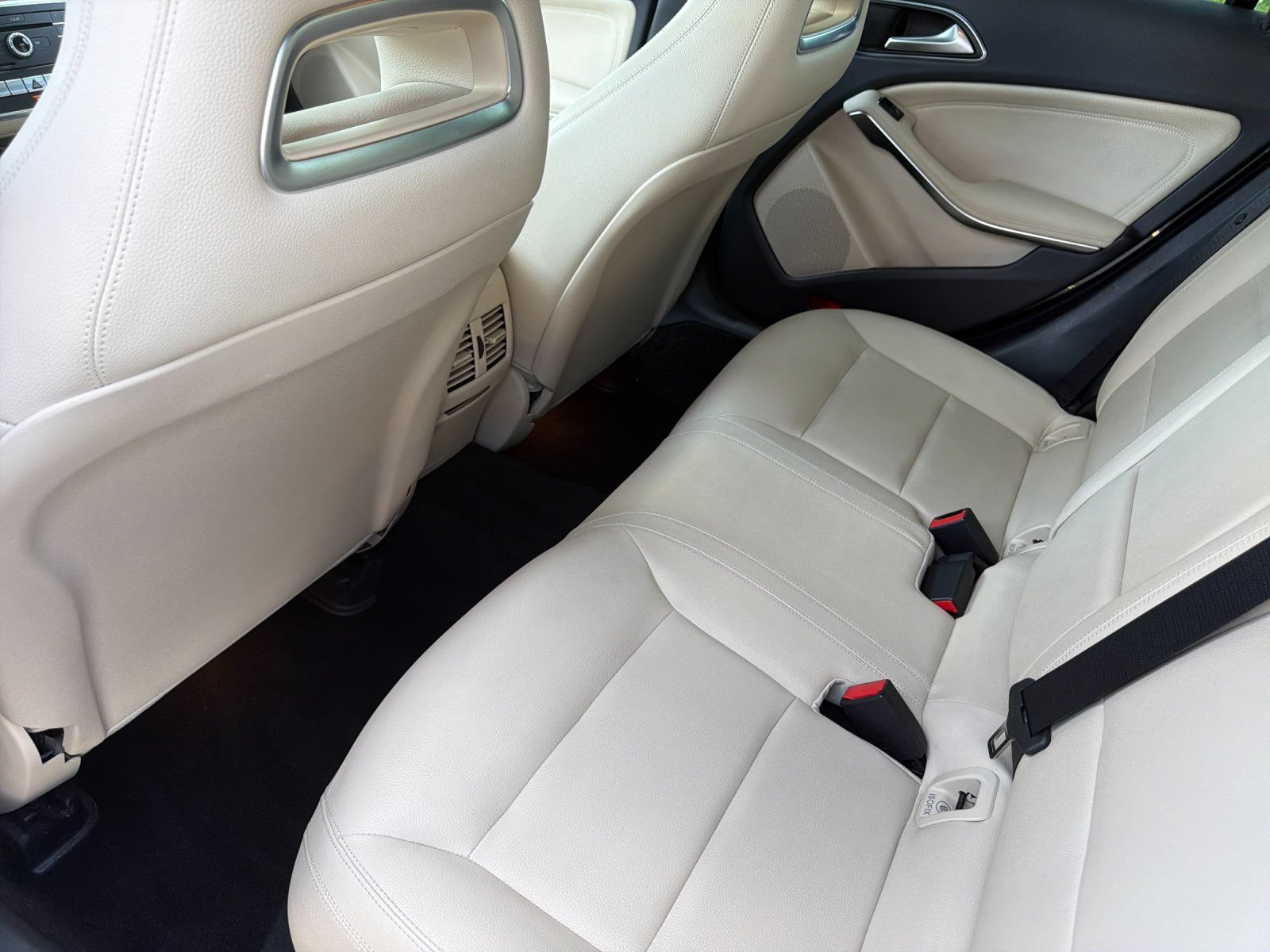 Certified 2017 Mercedes-Benz CLA 250 image 11