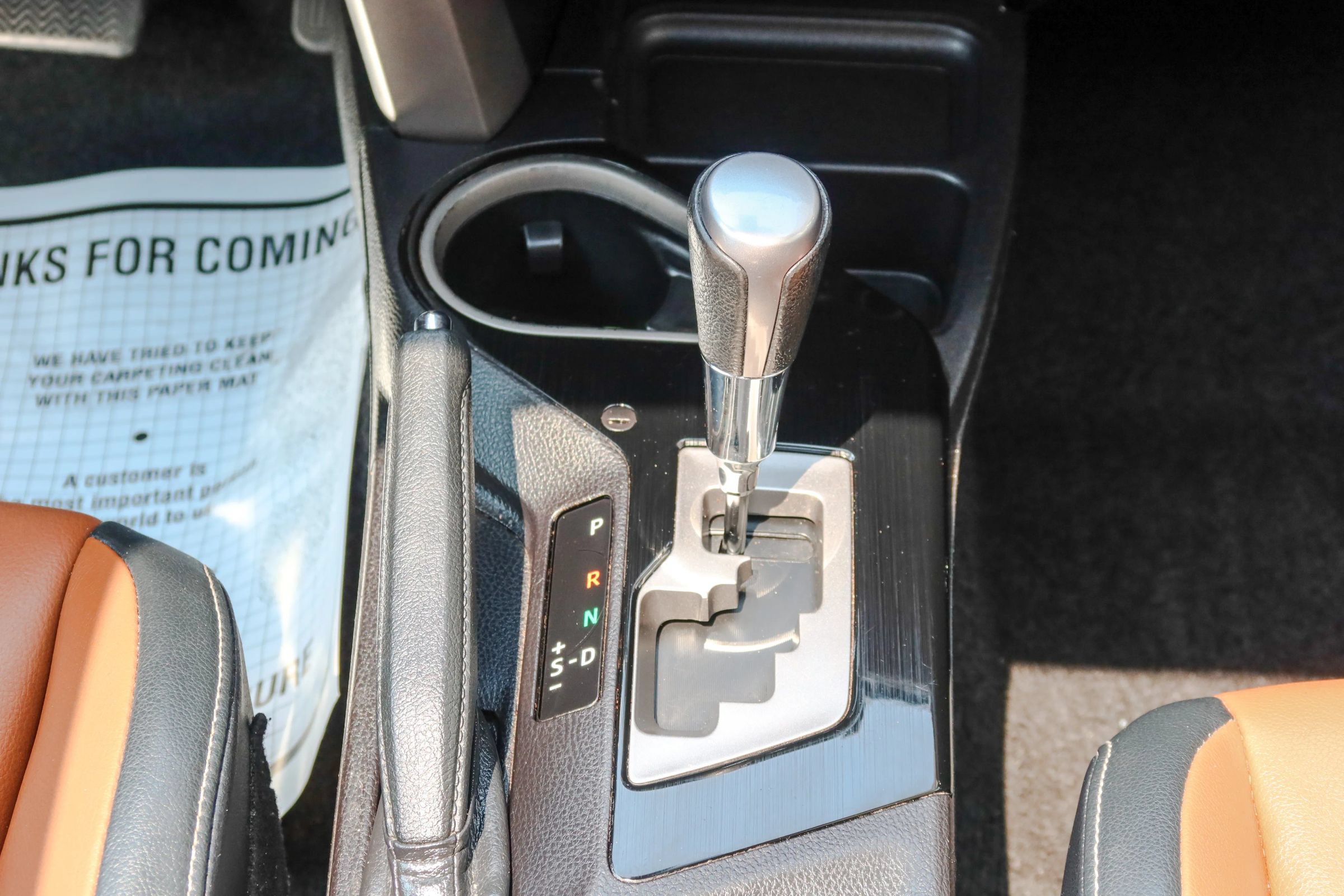 Used 2015 Toyota RAV4 Limited AWD/4WD image 18