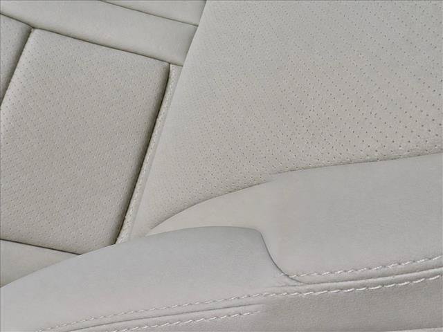 Used 2022 Mercedes-Benz GLC 300 image 24