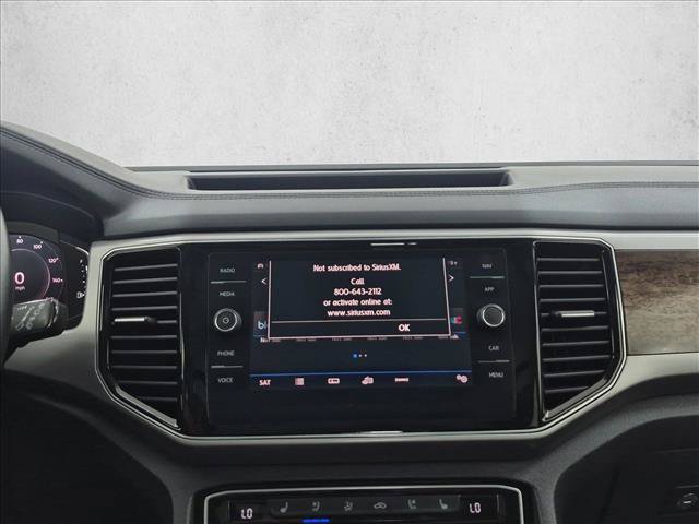 Used 2020 Volkswagen Atlas SEL R-Line AWD/4WD image 18