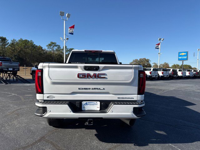 Used 2024 GMC Sierra 2500 Denali w/ Denali Reserve Package image 4
