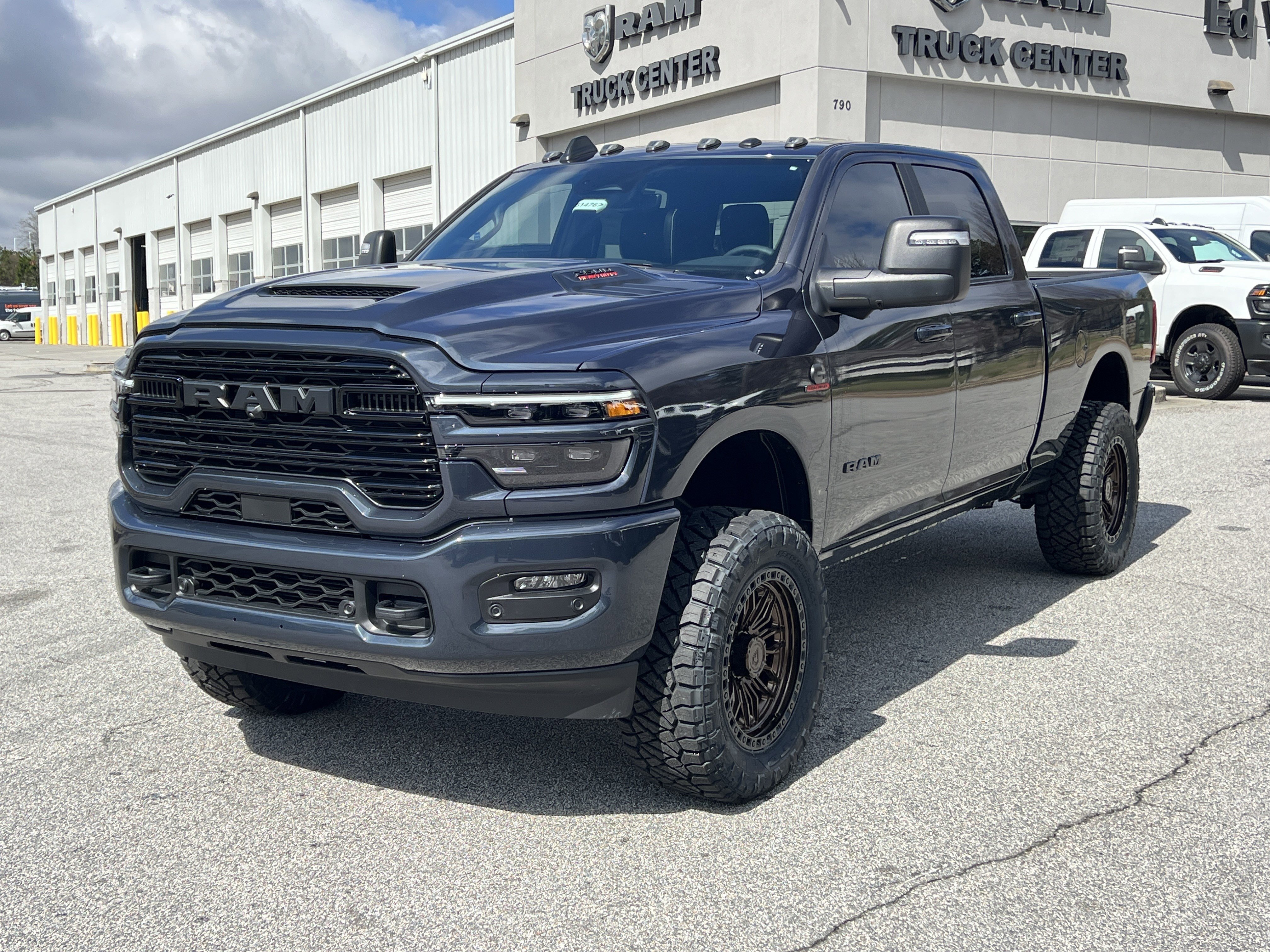 New 2025 RAM 2500 Laramie w/ Night Edition image 39