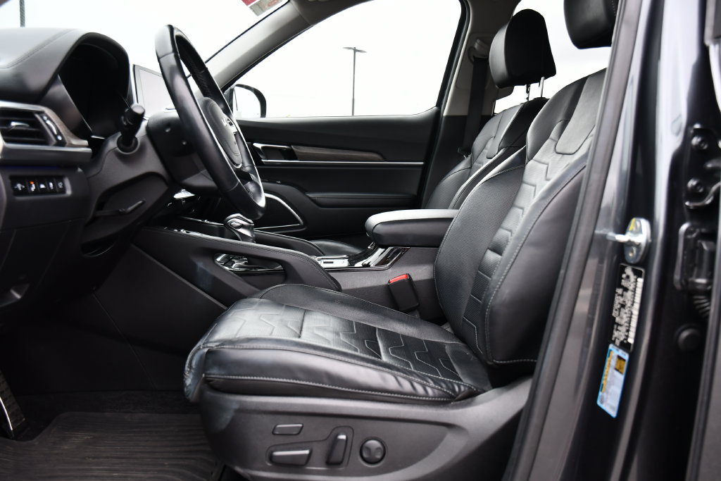 Used 2022 Kia Telluride SX w/ SX Prestige Package AWD/4WD image 15