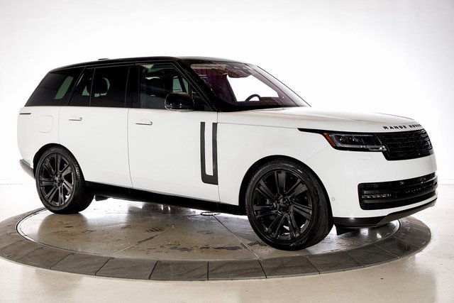 Used 2023 Land Rover Range Rover SE image 8