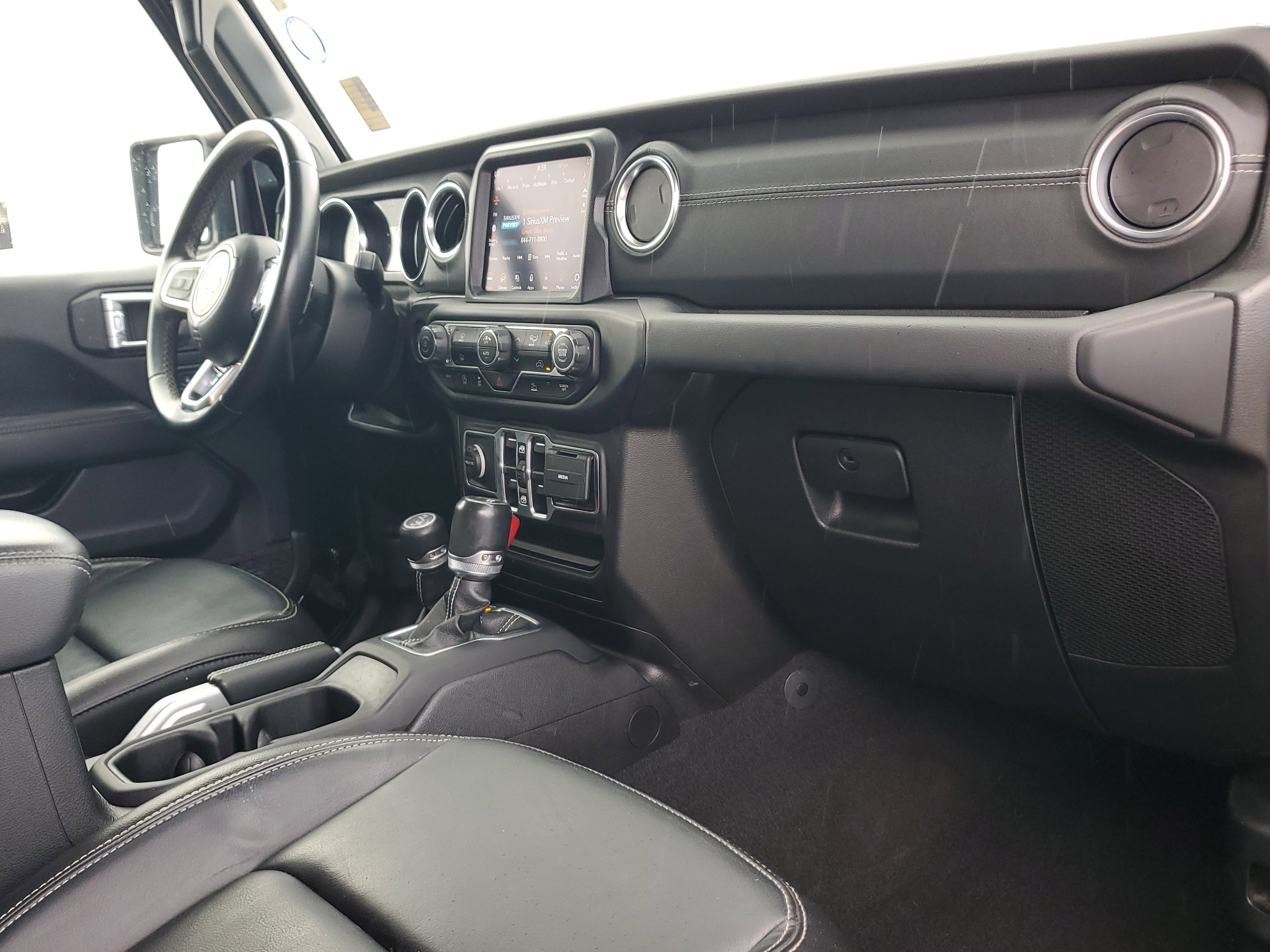 Used 2021 Jeep Gladiator Overland w/ Popular Equipment Package image 17