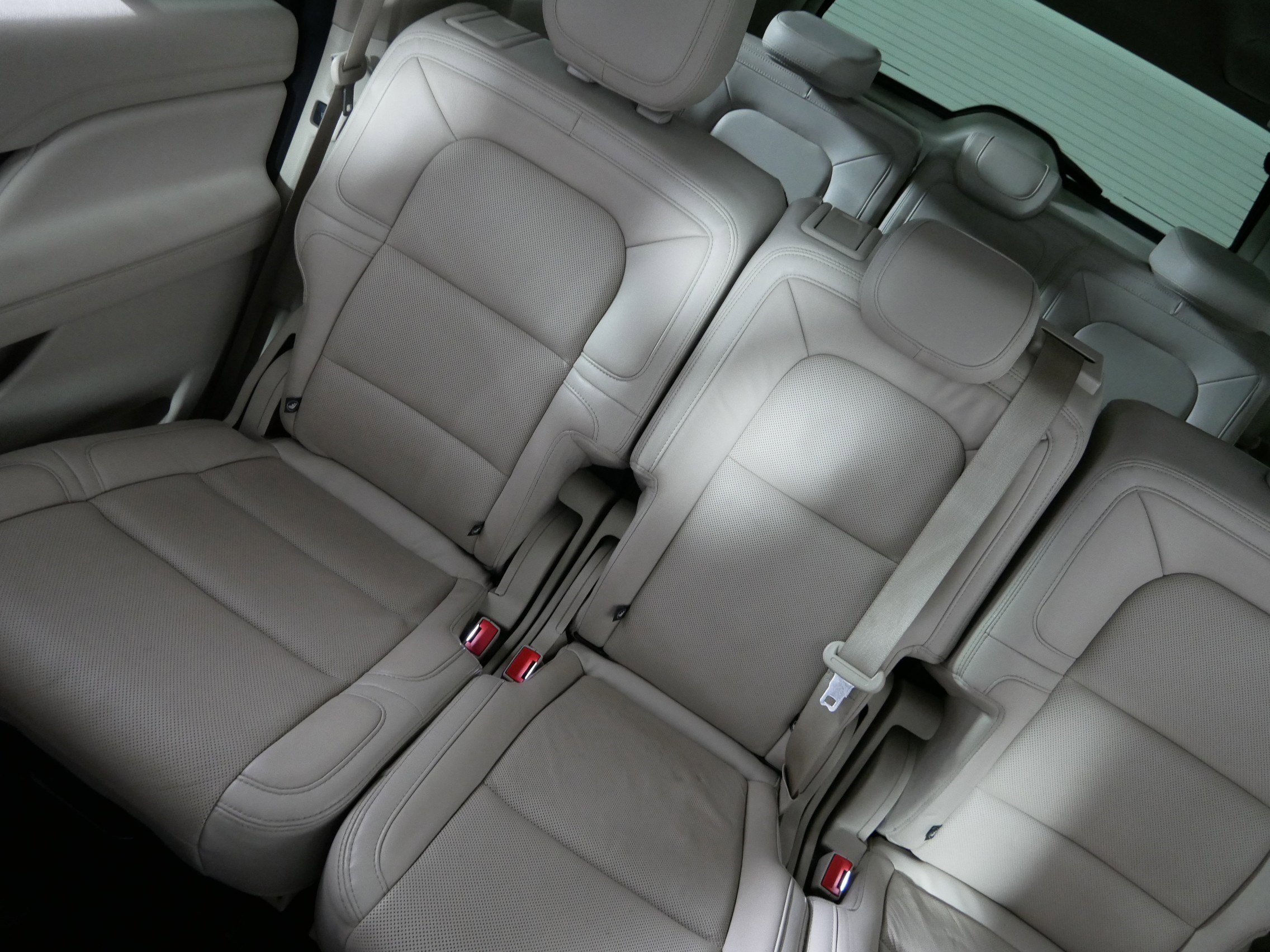 Used 2021 Lincoln Navigator L Reserve image 13