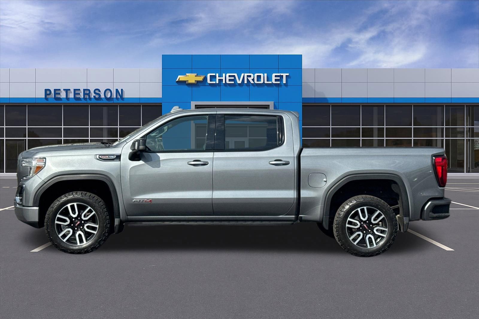 Certified 2022 GMC Sierra 1500 AT4 w/ AT4 Premium Package image 7