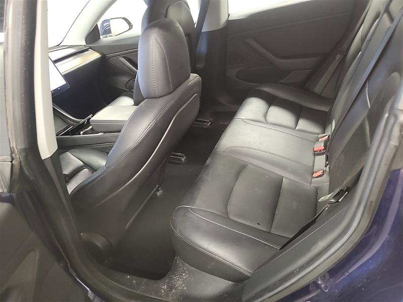 Used 2018 Tesla Model 3 Long Range image 9