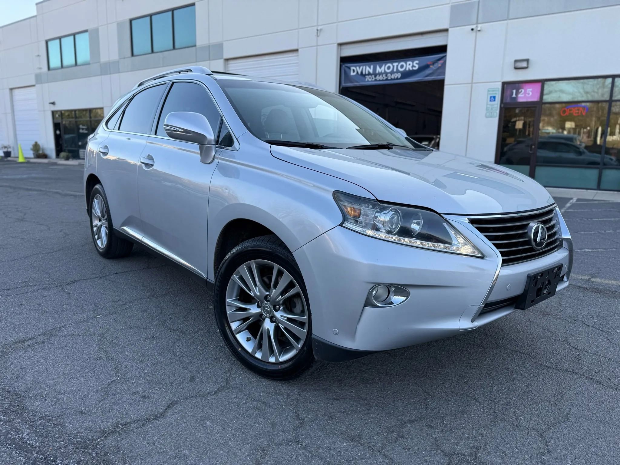 Used 2013 Lexus RX 350 FWD w/ Navigation Pkg image 2