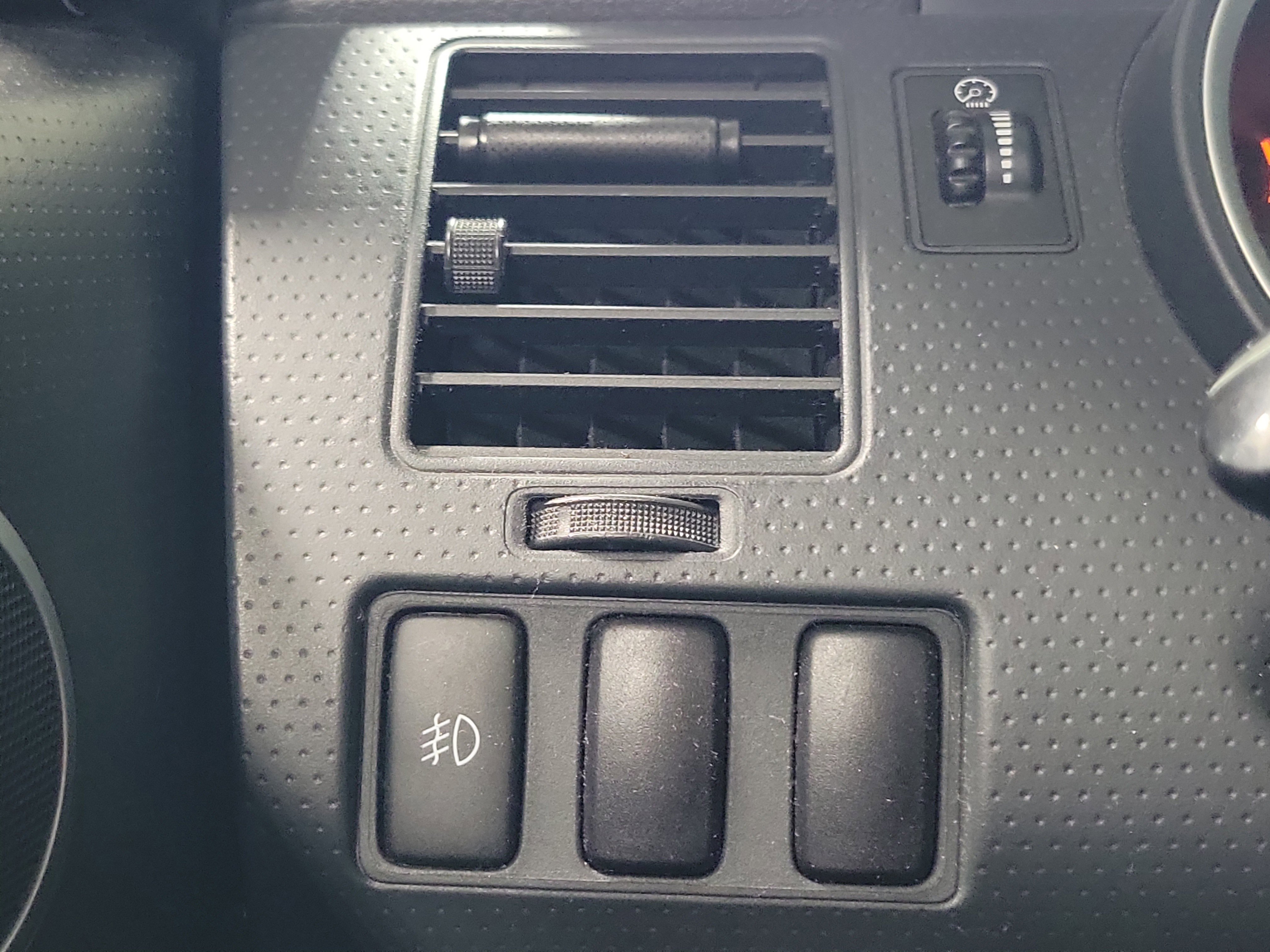 Used 2010 Toyota Tacoma PreRunner image 31