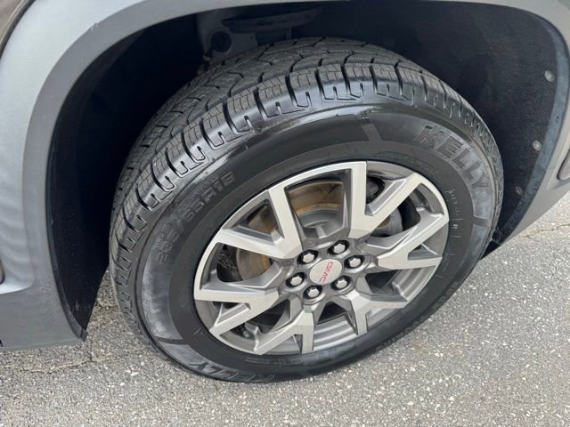 Used 2020 GMC Acadia SLE FWD image 11