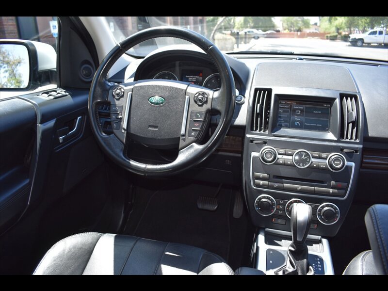 Used 2014 Land Rover LR2 AWD/4WD image 29
