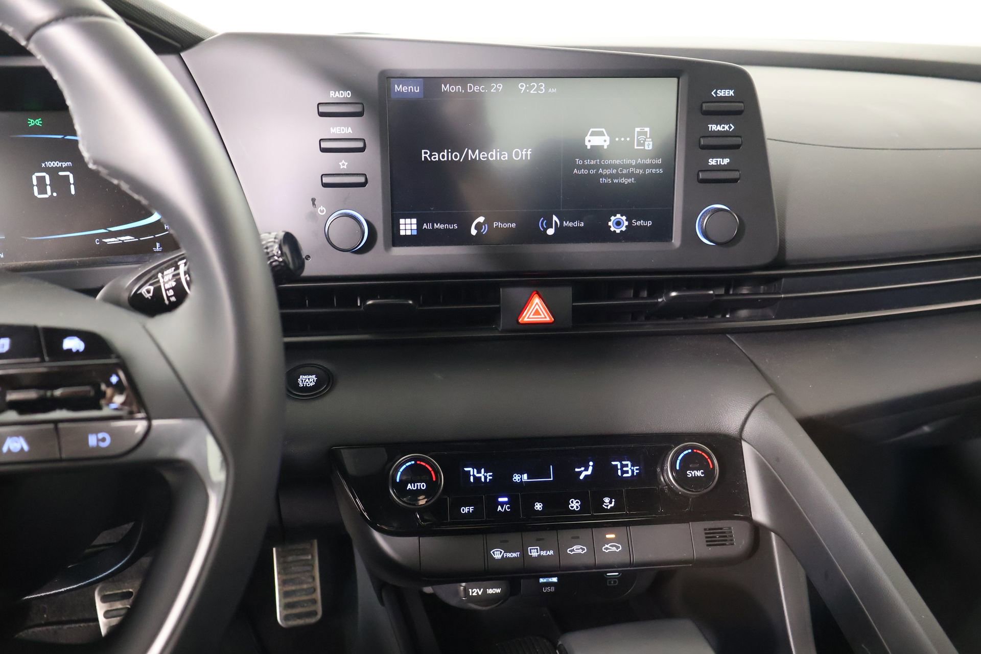 Certified 2025 Hyundai Elantra Sport image 5