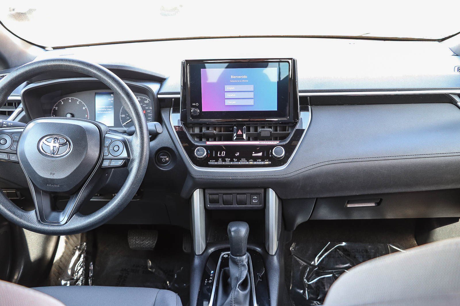 Used 2024 Toyota Corolla Cross S AWD/4WD image 13