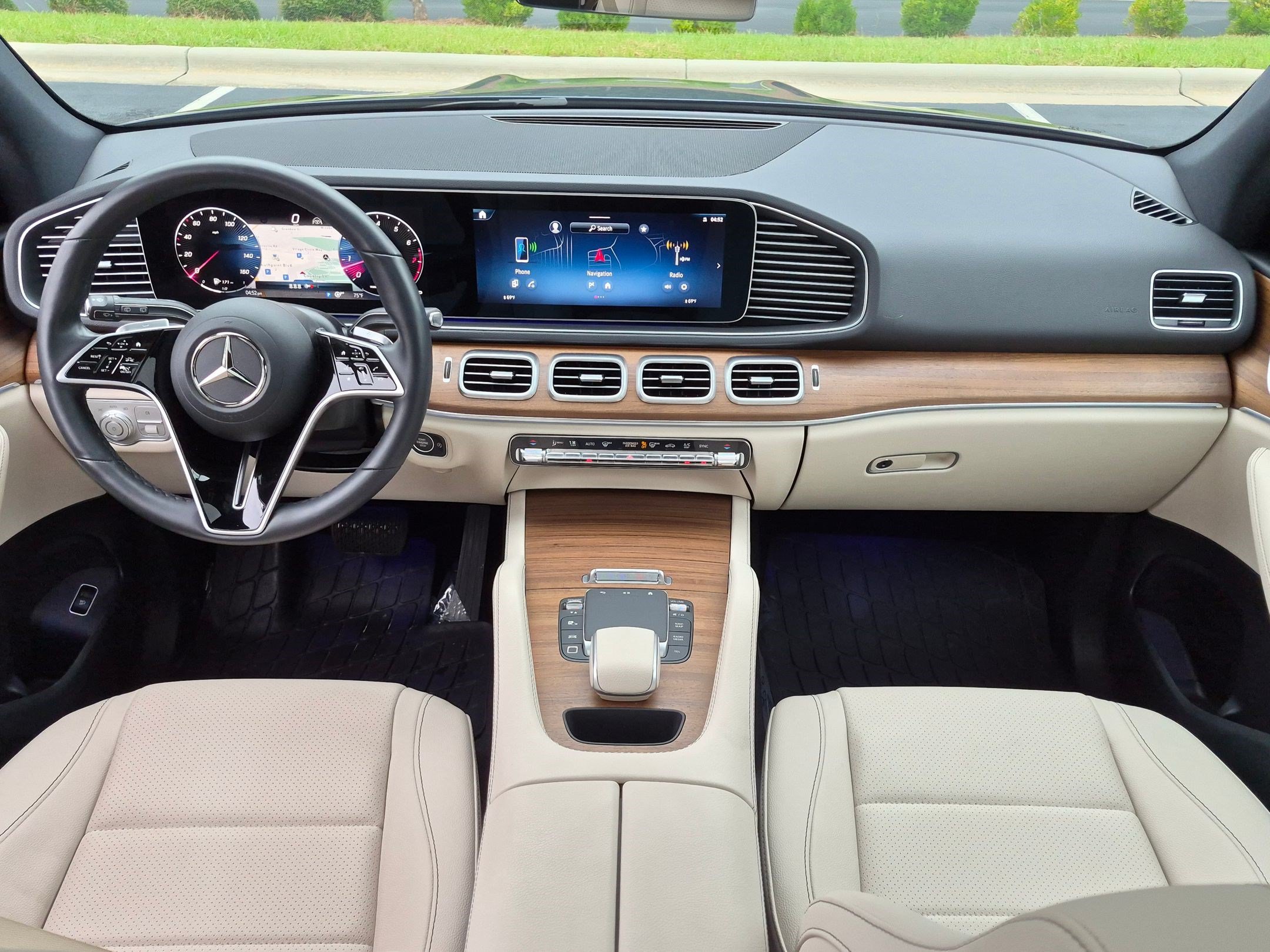 Certified 2025 Mercedes-Benz GLE 350 4MATIC image 31
