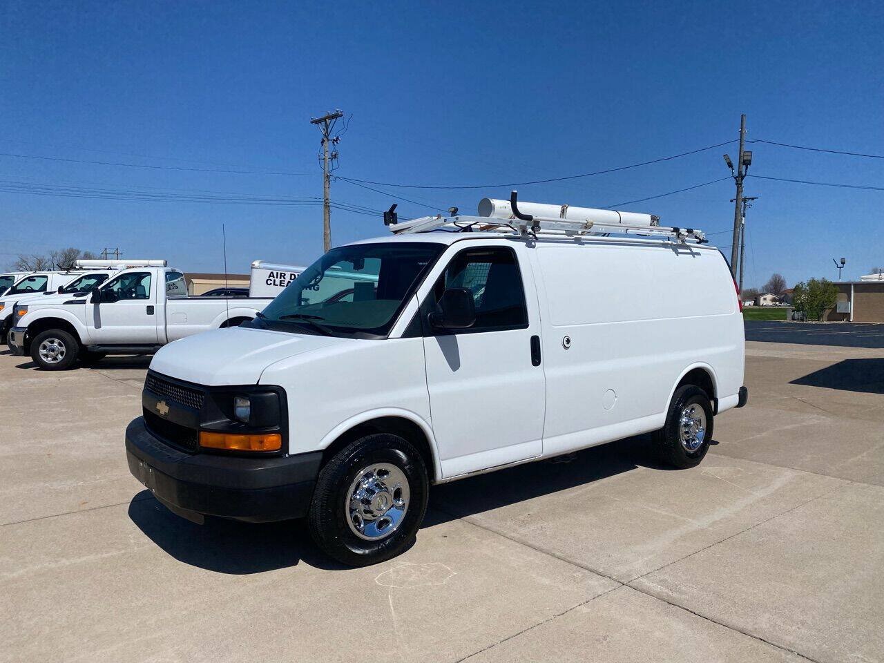 Used 2013 Chevrolet Express 2500 RWD image 6