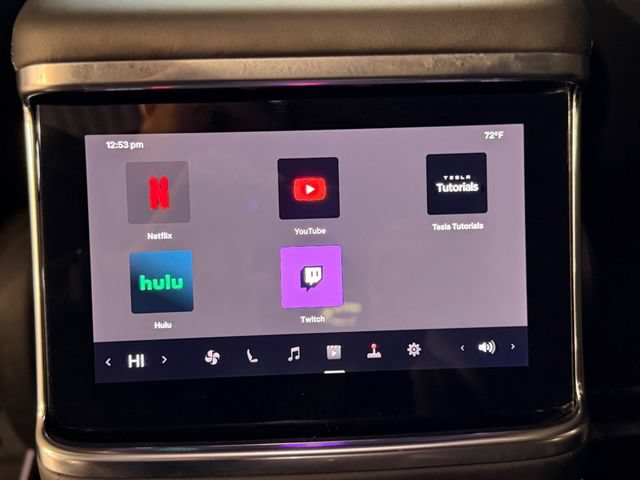 Used 2022 Tesla Model X Plaid AWD/4WD image 25