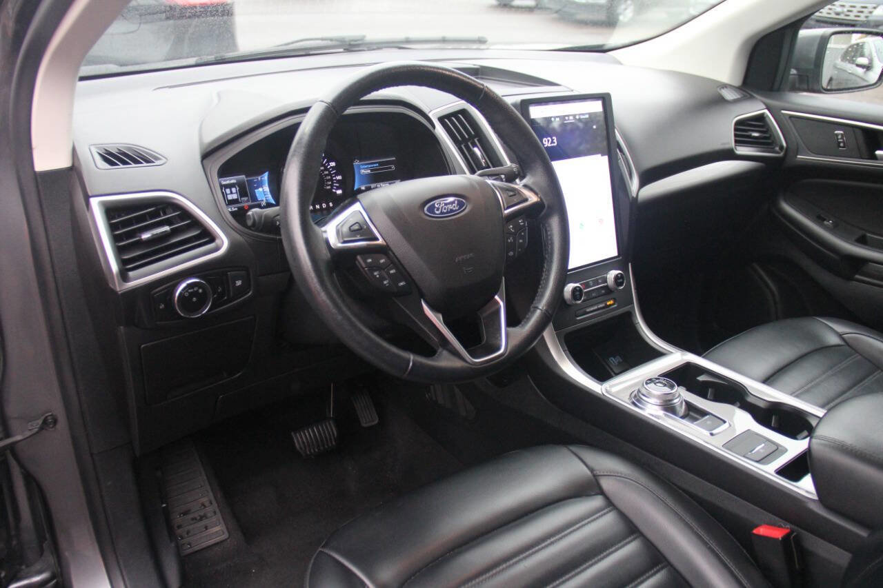 Certified 2023 Ford Edge SEL image 25