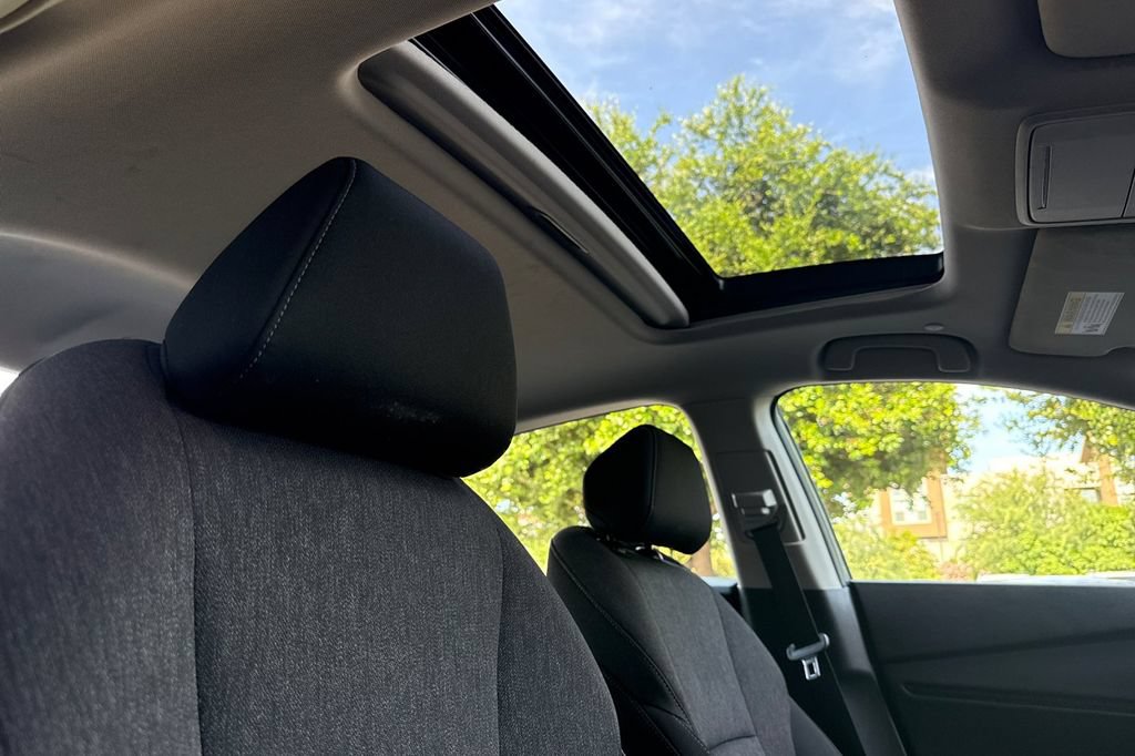 Certified 2025 Honda Accord SE image 17