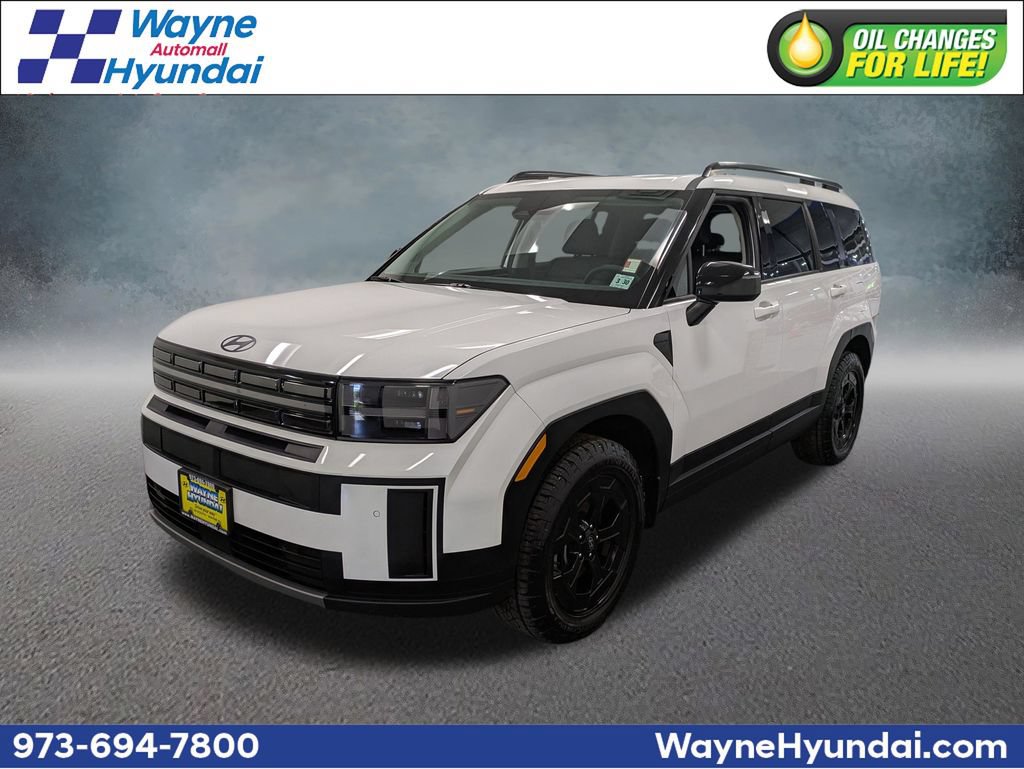 Used 2025 Hyundai Santa Fe XRT AWD/4WD image 1