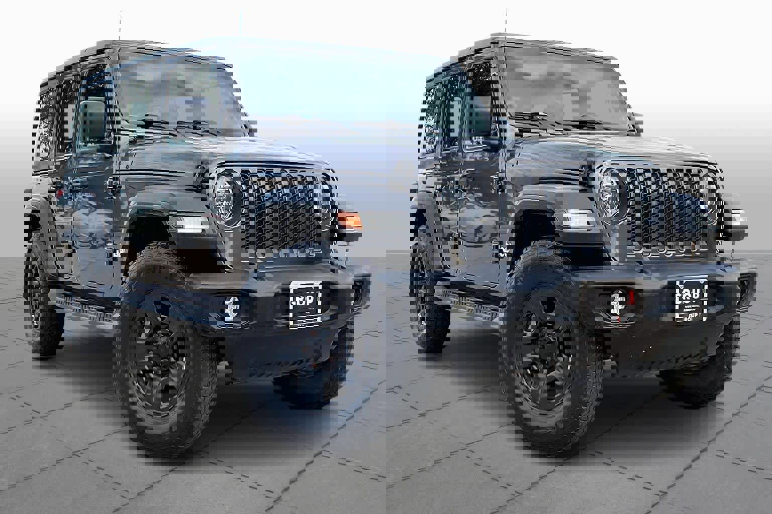 Used 2019 Jeep Wrangler Unlimited Sport image 4