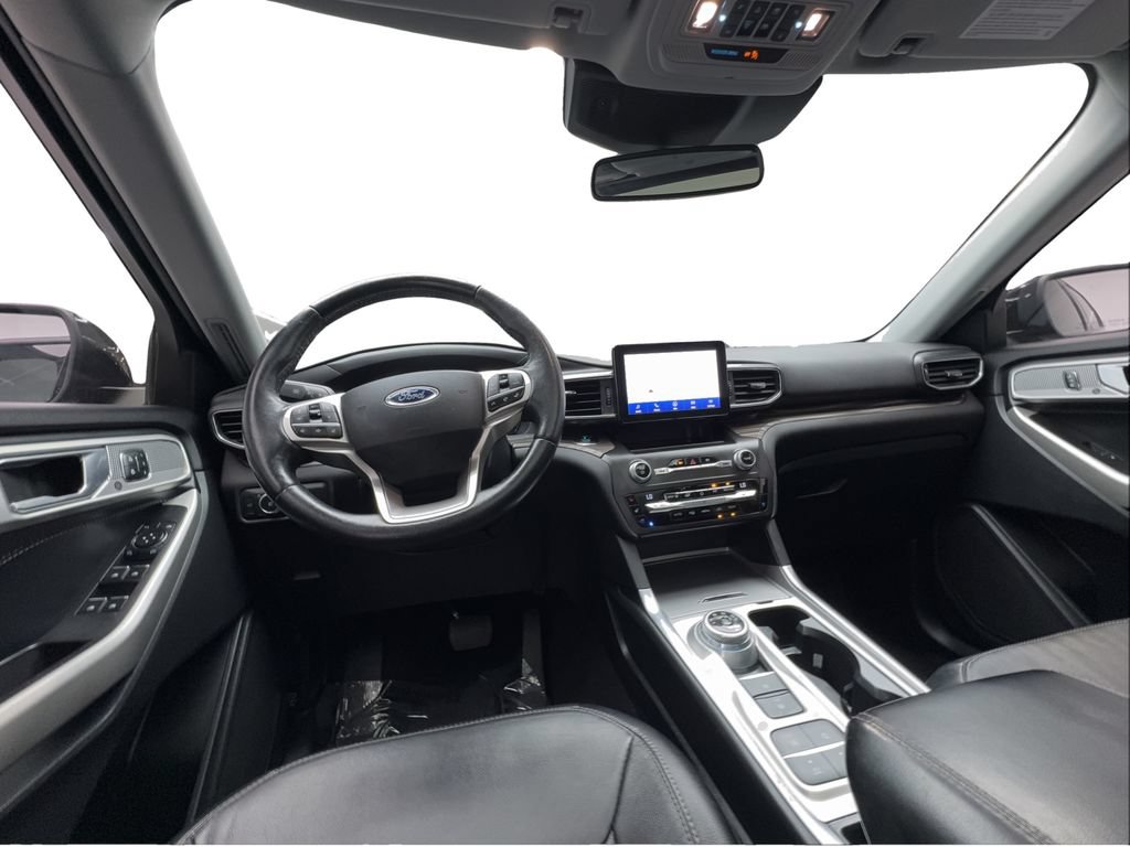 Used 2020 Ford Explorer Limited RWD image 38