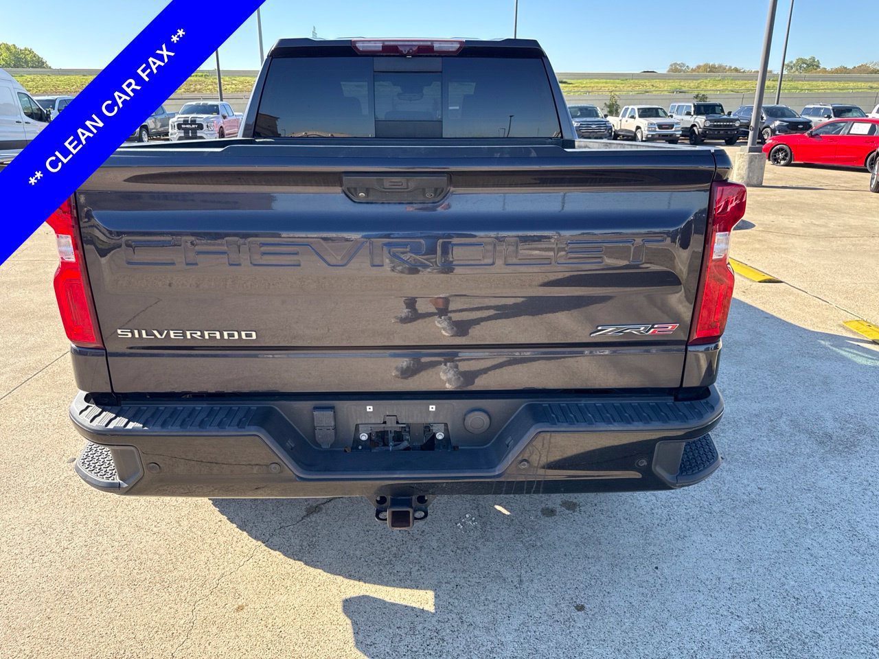 Used 2023 Chevrolet Silverado 1500 ZR2 w/ Technology Package AWD/4WD image 9