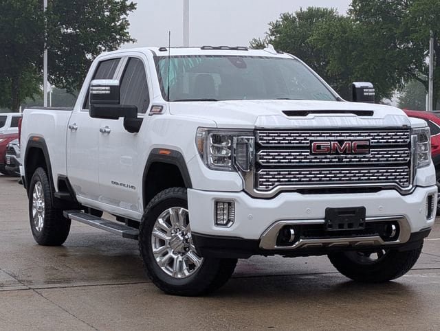 Used 2022 GMC Sierra 2500 Denali AWD/4WD image 2