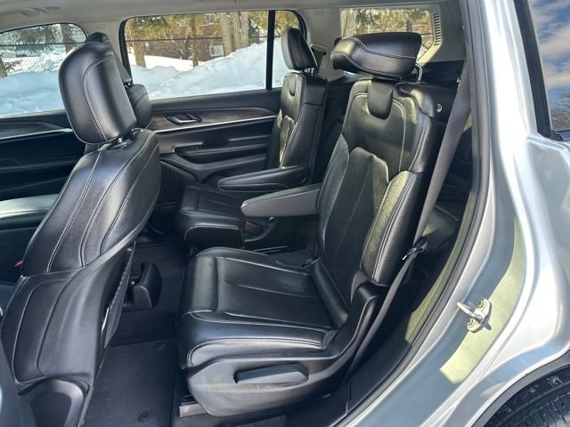 Used 2024 Jeep Grand Cherokee L Limited image 26