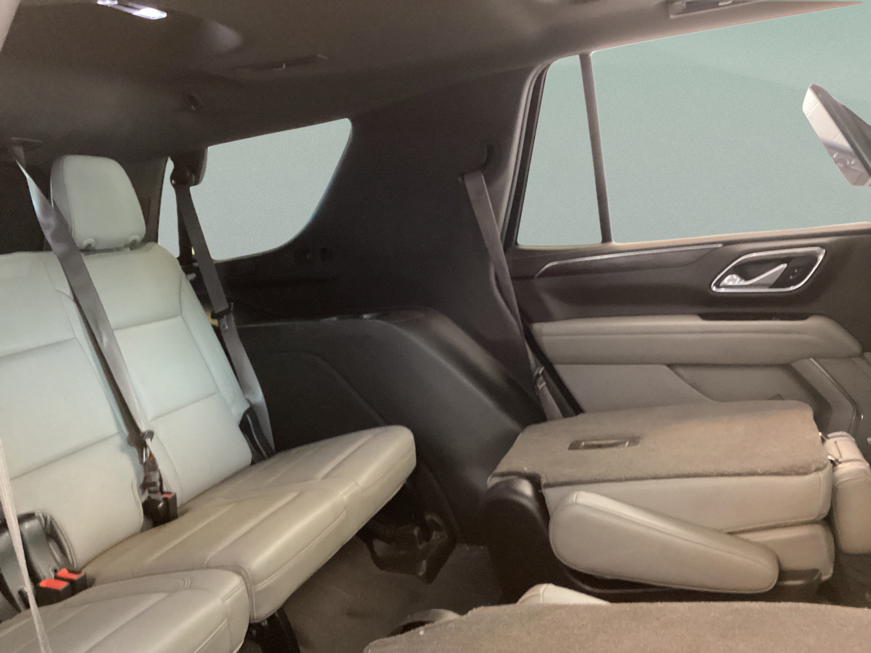 Used 2021 Chevrolet Tahoe LT w/ Rear Media and Nav Package RWD image 33
