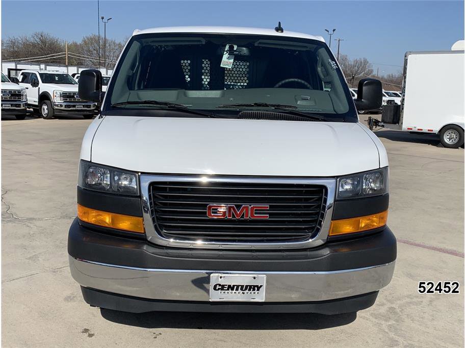 Used 2024 GMC Savana 2500 w/ Driver Convenience Package image 14