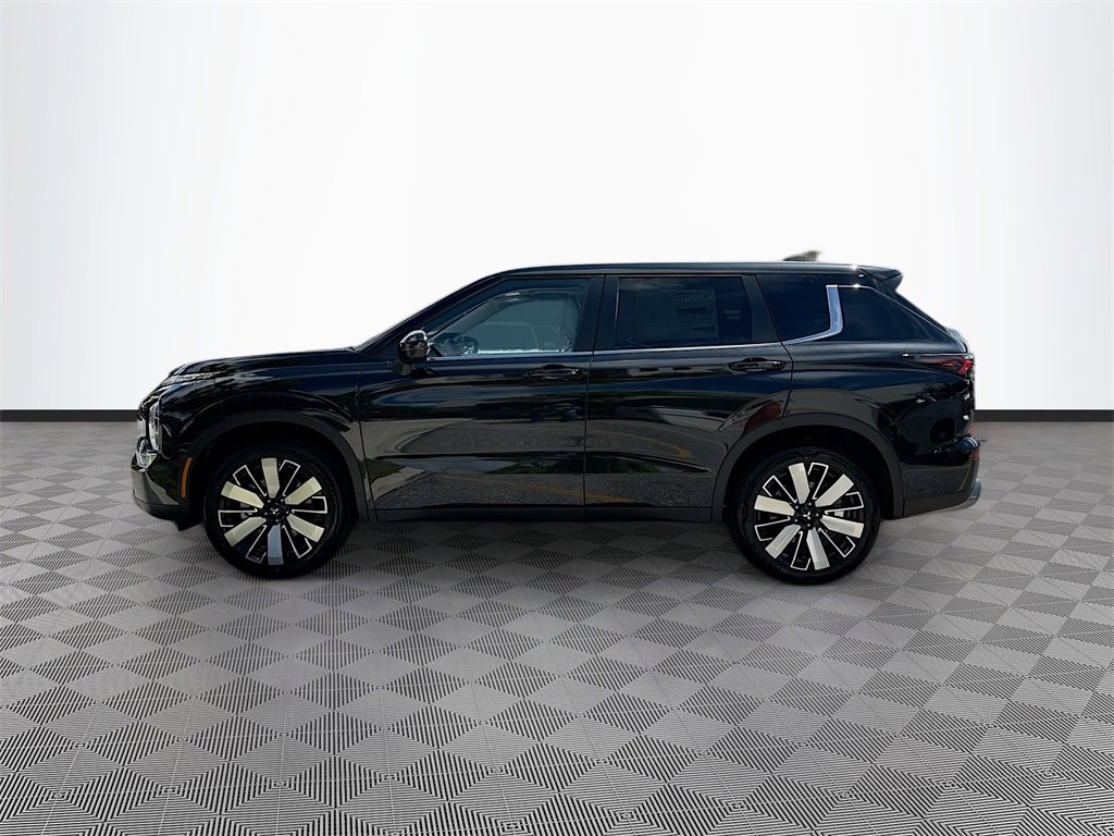 New 2025 Mitsubishi Outlander SE image 8