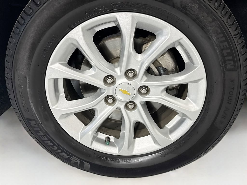 Used 2018 Chevrolet Equinox LS image 32
