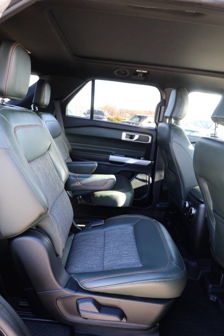 Used 2022 Ford Explorer Timberline image 15