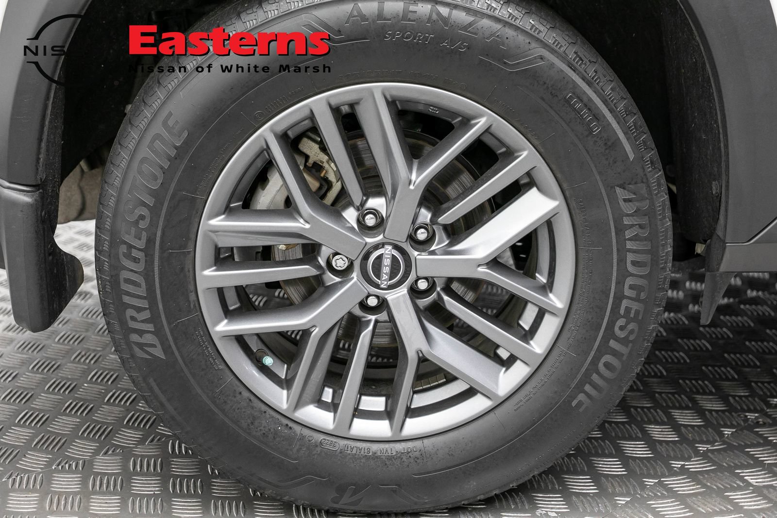 Used 2023 Nissan Rogue S FWD image 29