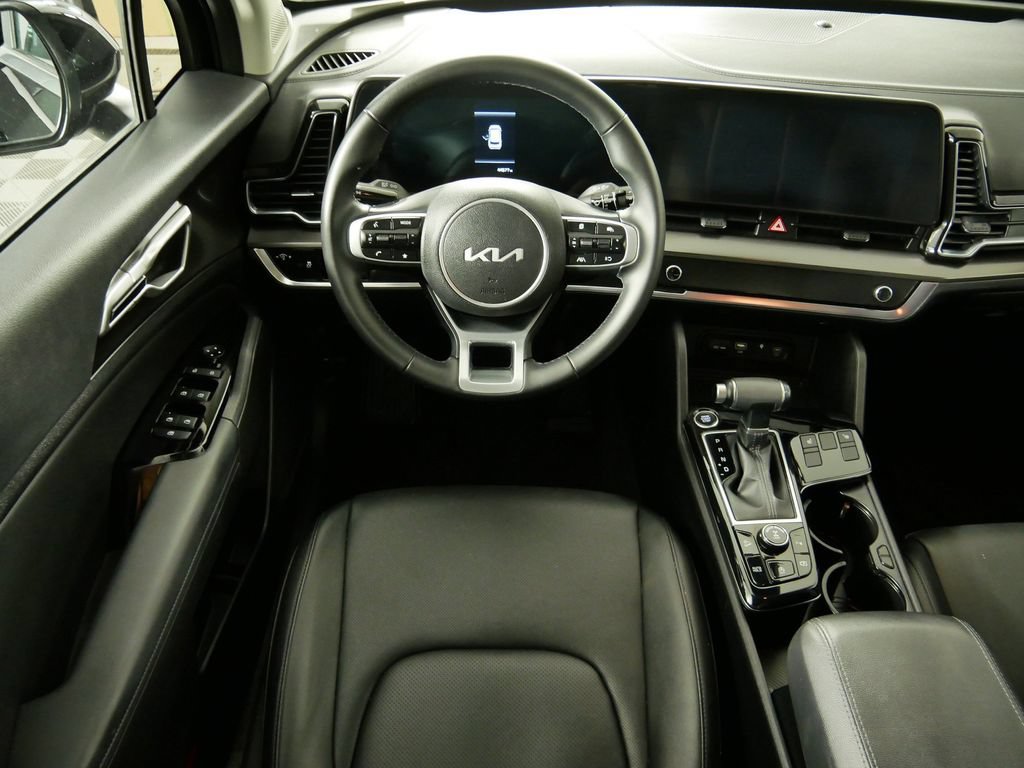 Used 2025 Kia Sportage EX AWD/4WD image 21