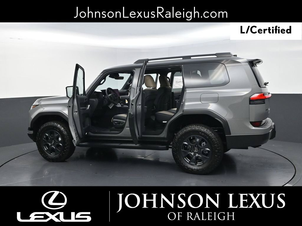 Certified 2025 Lexus GX 550 AWD/4WD image 39
