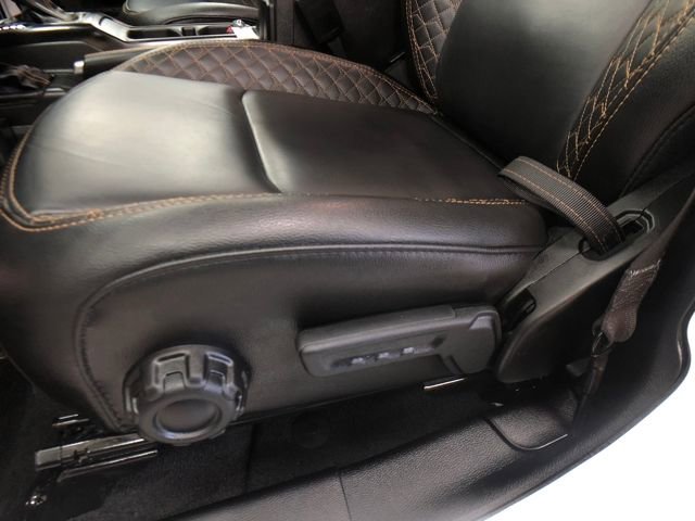 Used 2023 Jeep Gladiator Overland image 11