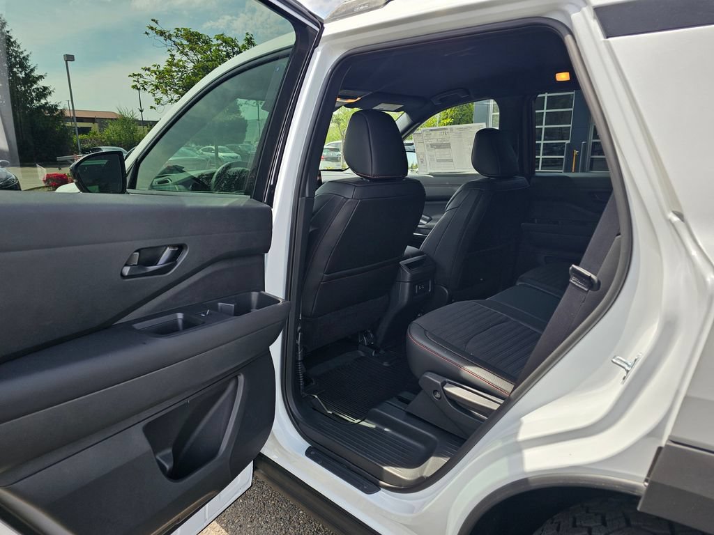 New 2026 Nissan Pathfinder Rock Creek AWD/4WD image 12