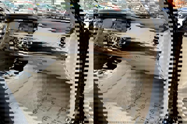 Used 2016 Mercedes-Benz S 550 Sedan image 15