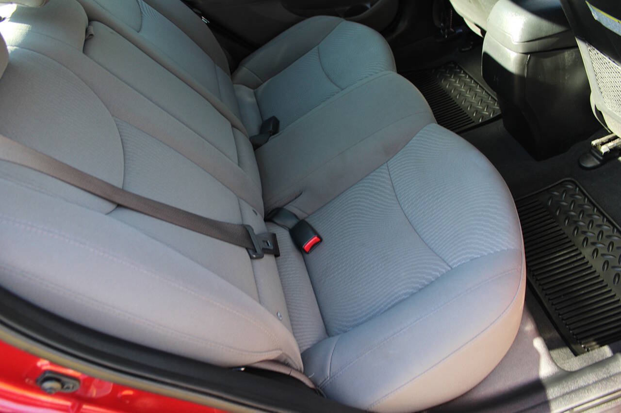 Used 2015 Hyundai Elantra SE FWD image 39