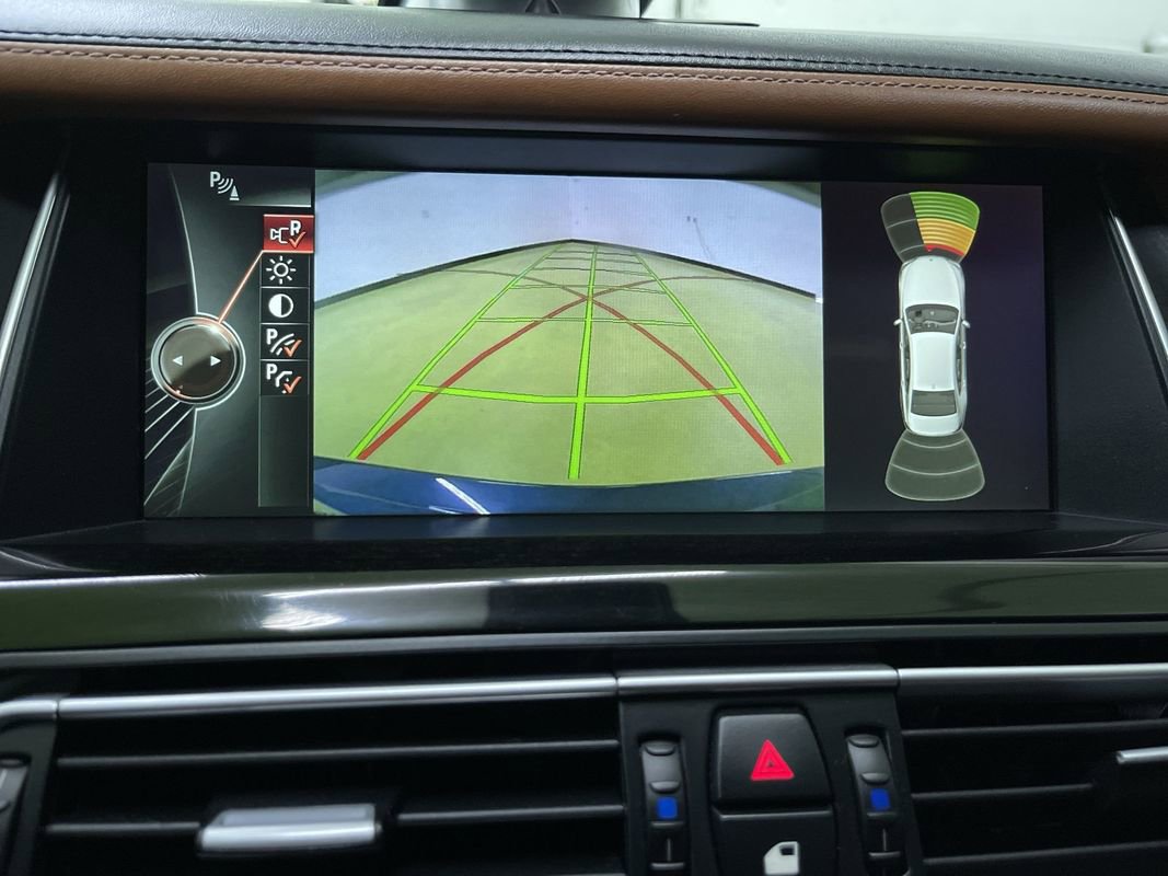 Used 2014 BMW ALPINA B7 xDrive LWB image 22