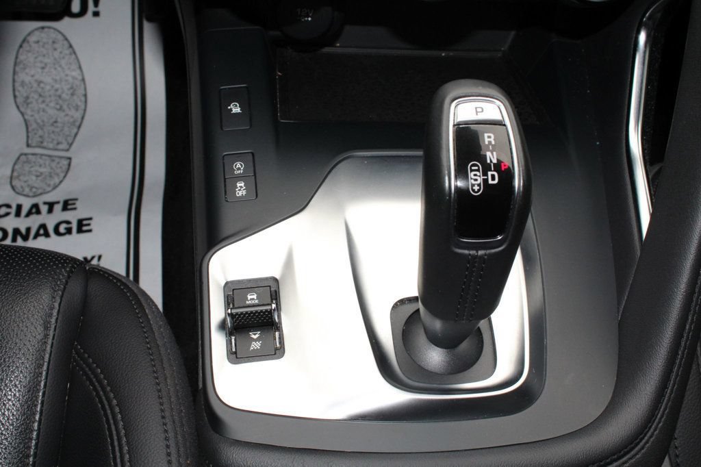 Used 2020 Jaguar E-PACE AWD/4WD image 43