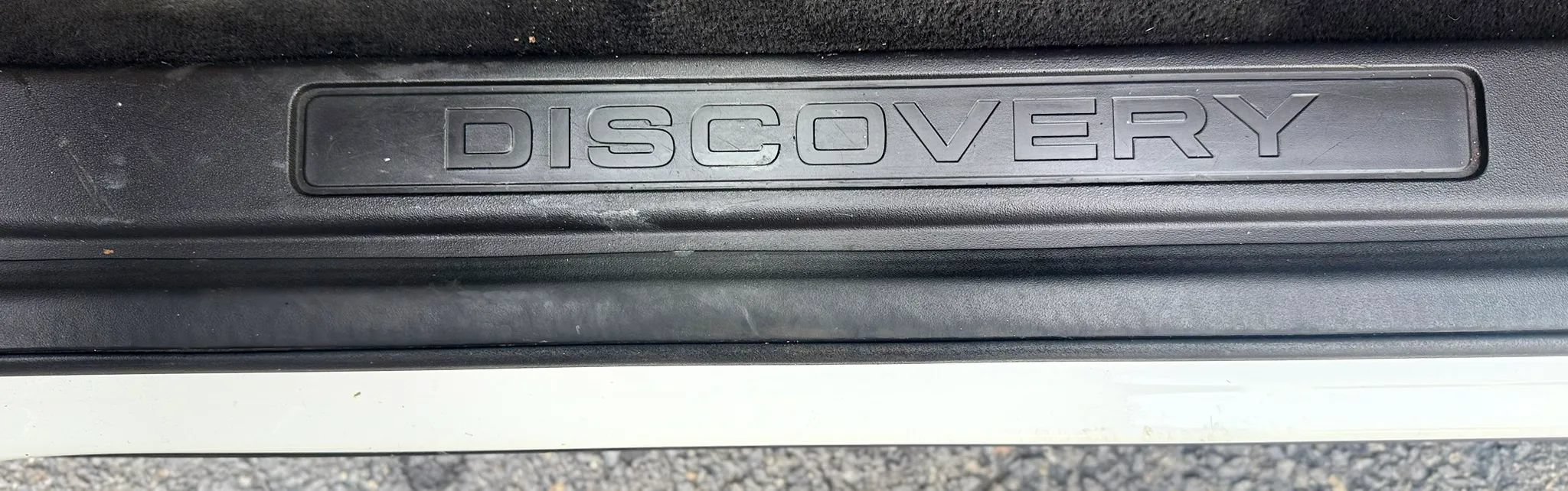 Used 2016 Land Rover Discovery Sport HSE AWD/4WD image 29